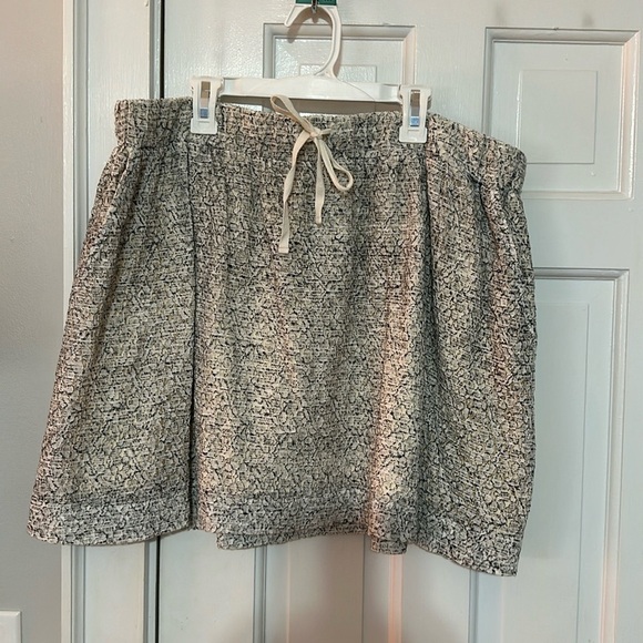 Lou & grey mini skirt - Picture 1 of 3